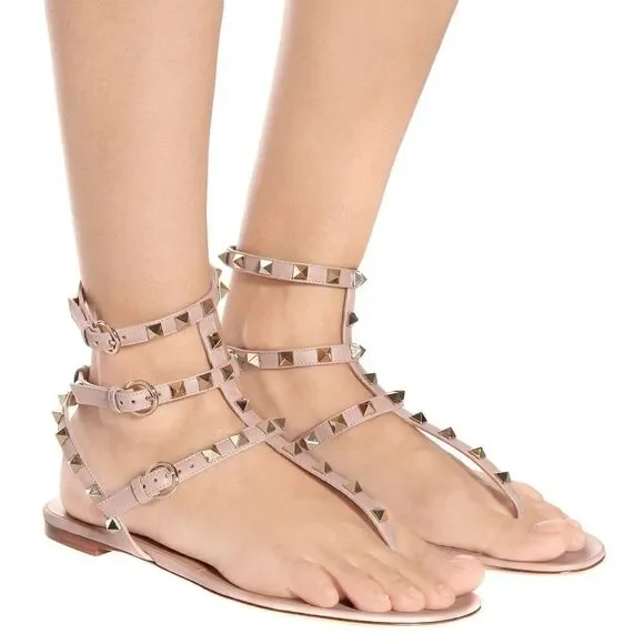 Valentino Poudre rockstud sandals 38 tan blush with gold studs ankle strap - Picture 1 of 12